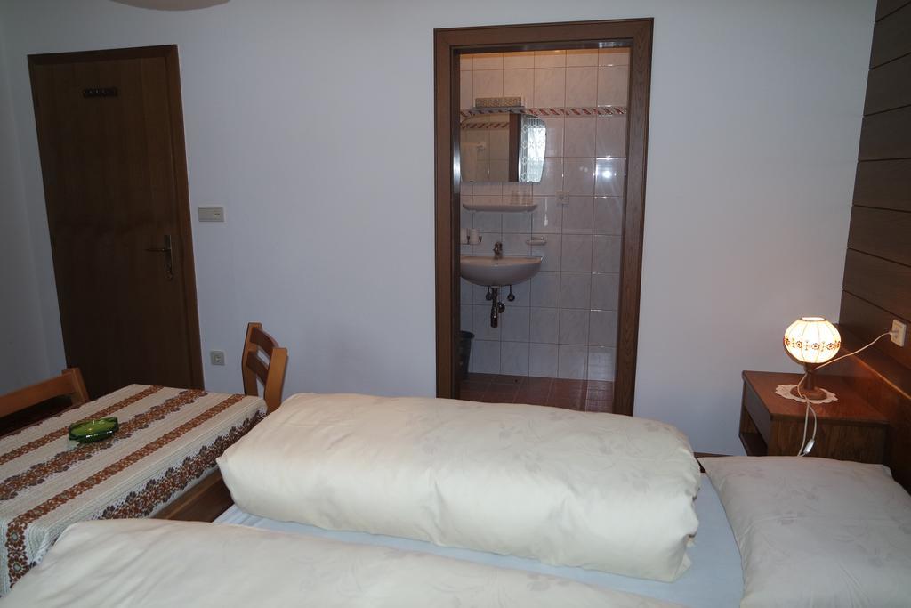 Bed and Breakfast Haus Unterberg St. Jakob in Innerpfitsch Exterior foto
